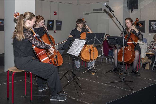 Foto’s muzikaal omlijst …